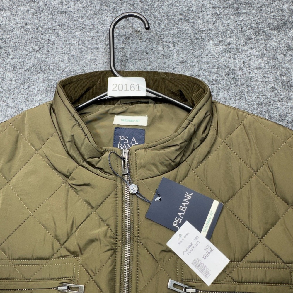 Jos A Bank Vest Mens 2XL Green Diamond Quilted Full Zip Hunting Hike Pockets NWT